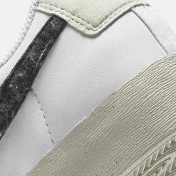 Nike Blazer Low SE Γυναικεία Παπούτσια WHITE/WHITE-BLACK-LIGHT BONE -Γυναικεία Παπούτσια Κατάστημα nike w blazer low se 7