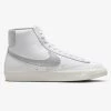 Nike Blazer Mid '77 Γυναικεία Μποτάκια WHITE/METALLIC SILVER-SAIL-SUMMIT WHITE -Γυναικεία Παπούτσια Κατάστημα nike w blazer mid 77 ess