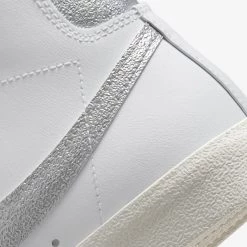 Nike Blazer Mid '77 Γυναικεία Μποτάκια WHITE/METALLIC SILVER-SAIL-SUMMIT WHITE -Γυναικεία Παπούτσια Κατάστημα nike w blazer mid 77 ess 7