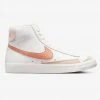 Nike Blazer Mid '77 Γυναικεία Παπούτσια SUMMIT WHITE/LT MADDER ROOT-FOSSIL STONE -Γυναικεία Παπούτσια Κατάστημα nike w blazer mid 77 lea mn