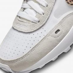 Nike Waffle One SE Γυναικεία Παπούτσια WHITE/MULTI-COLOR-WHITE -Γυναικεία Παπούτσια Κατάστημα nike w waffle one se 28