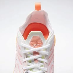 Reebok Sport Zig Kinetica 21 Γυναικεία Παπούτσια FTWWHT/ENEGLW/ORNFLR 17 Reebok Sport Zig Kinetica 21 Γυναικεία Παπούτσια FTWWHT/ENEGLW/ORNFLR -Γυναικεία Παπούτσια Κατάστημα reebok sport zi g kinetica 21 7